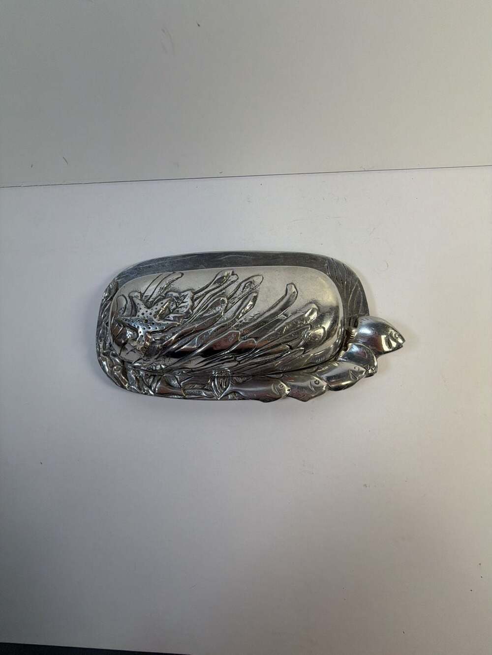 Vintage HR Hand-Crafted Metal Nautical Fish and Starfish Butter Dish - Picture 1 of 7